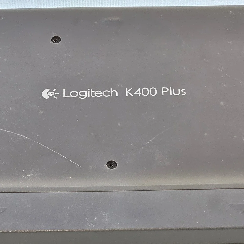Logitech K400 Plus Wireless Touch Keyboard with Built-In Touchpad Dark Gray